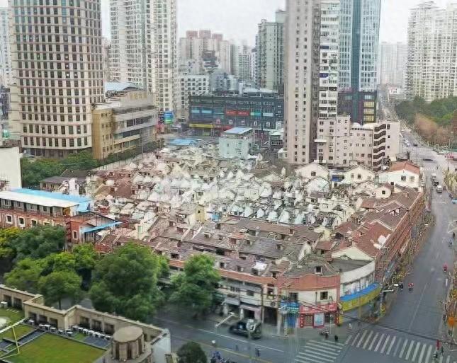 留存煙火氣,百年老宅鴻壽坊變身網(wǎng)紅地標(biāo)