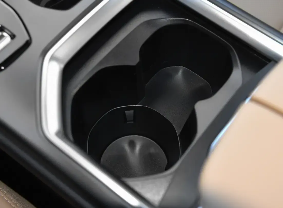 自駕游的好選擇,擁有7個獨立座椅,評測吉利豪越L