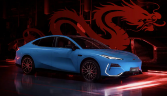 吉利銀河E8龍騰版上市,再度沖擊新能源扛把子地位