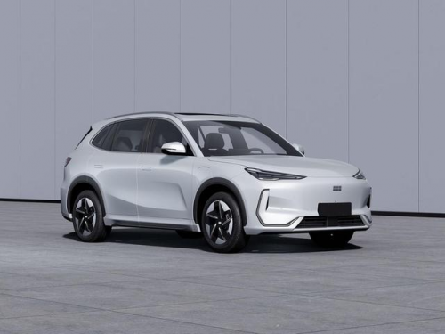 吉利“放大招”,全球車型曝光,長超4.6米,左右舵同步研發測試