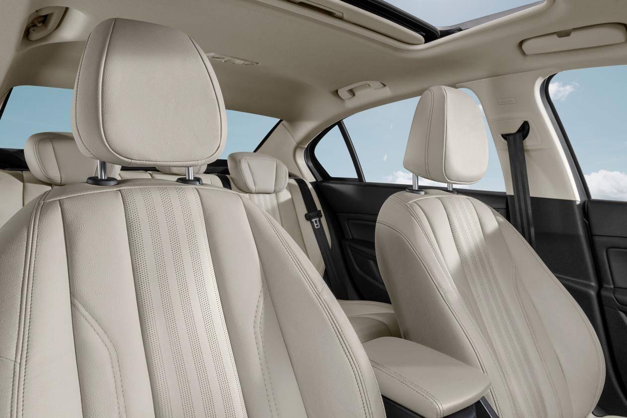 假期自駕的理想座駕,新408龘龘款不愧是“法式六邊形戰士”