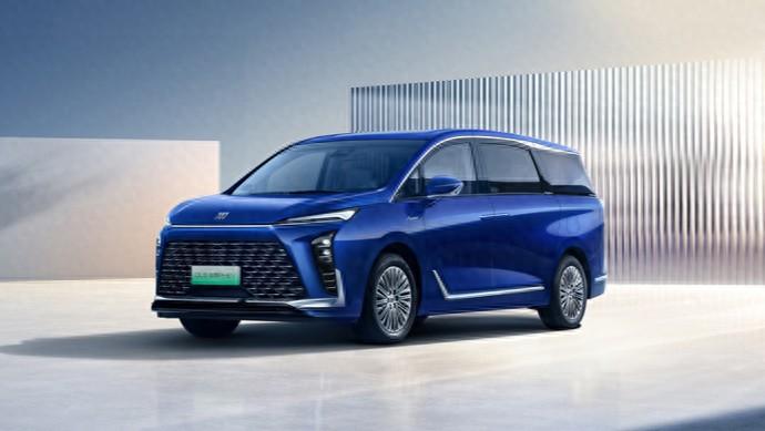 上汽通用加速布局新能源 GL8陸尊PHEV即將發布