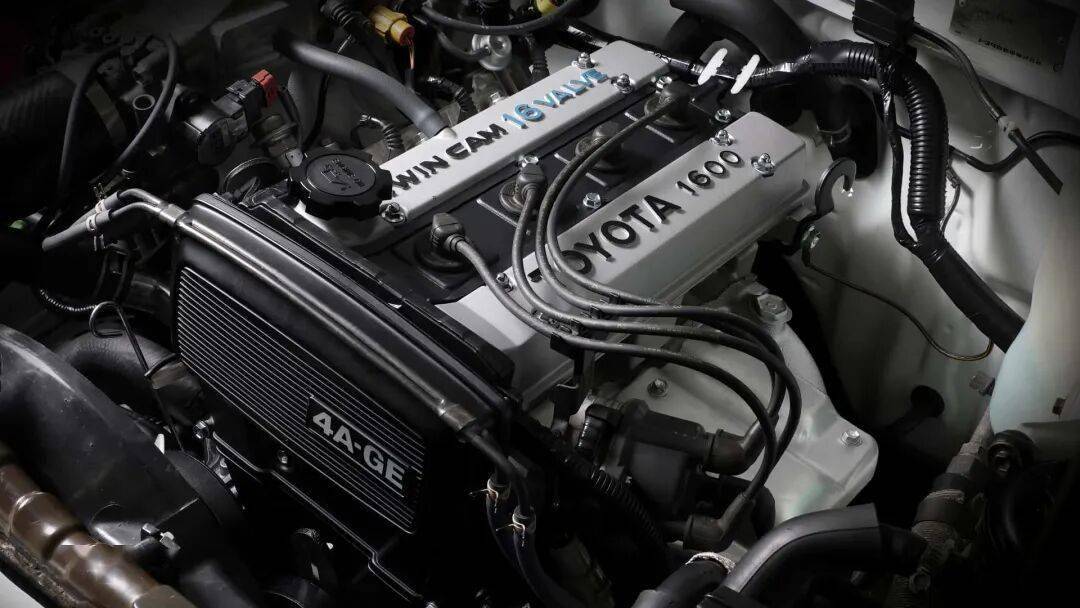 法拉利849 Testarossa發布、 本田CB500F即將發布、豐田即將復產4A-GE