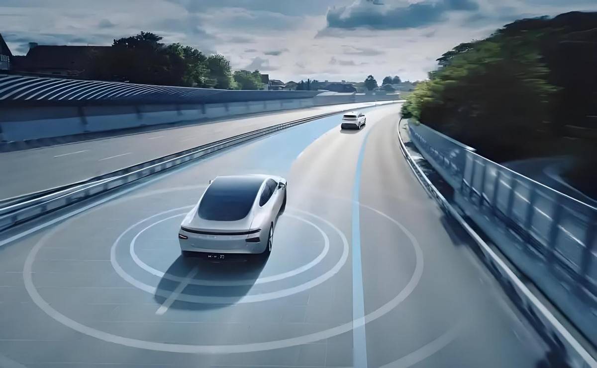 L2輔助駕駛強制性國標來了,華為系率先通關?