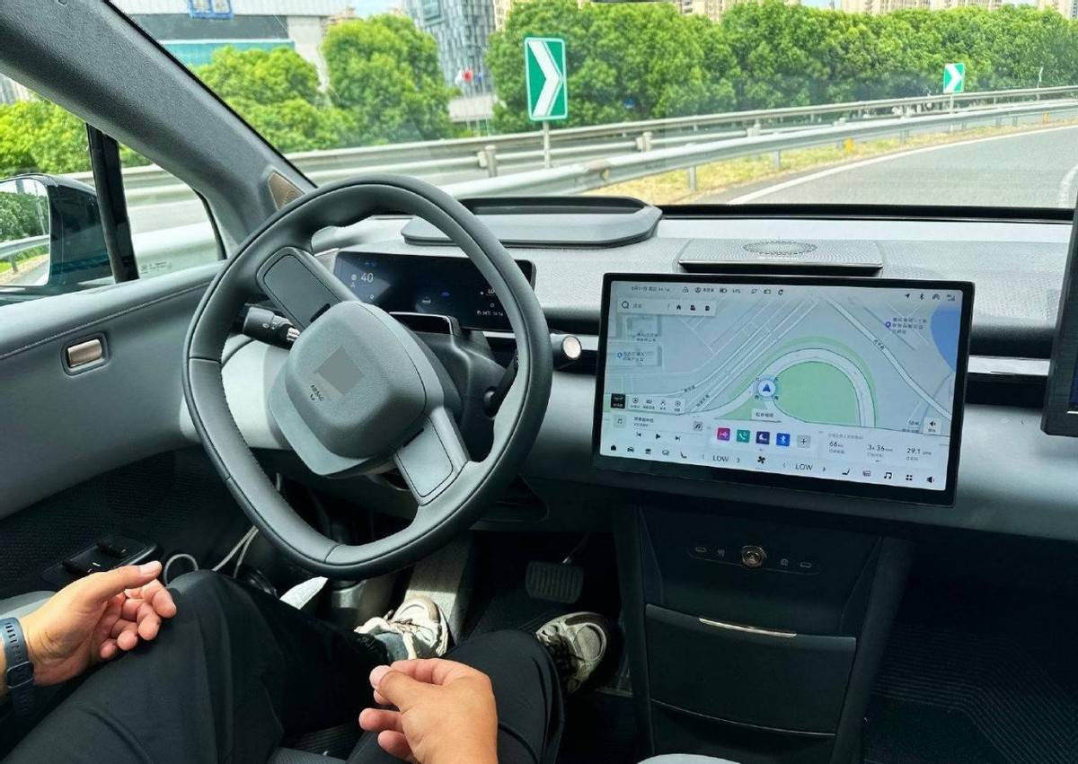L2輔助駕駛強制性國標來了,華為系率先通關?