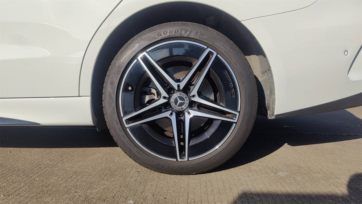 獨立試駕奔馳C級:閃耀的三叉星,還依然璀璨么?