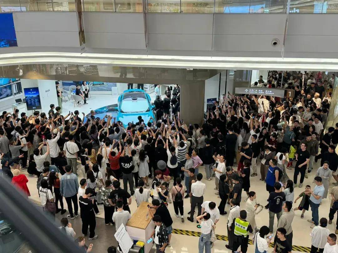 國內(nèi)造車新勢力9月銷量出爐!零跑超6.6萬輛居首,小米、小鵬均超4萬輛,鴻蒙智行表現(xiàn)強(qiáng)勢……