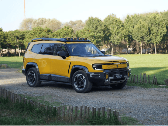 深藍G318對比方程豹鈦7 誰是可城可野的全能之選?