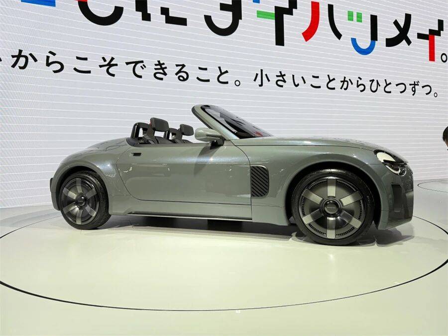 你的下一輛車,何必是“車”?2025東京車展豐田展臺(tái)藏著答案