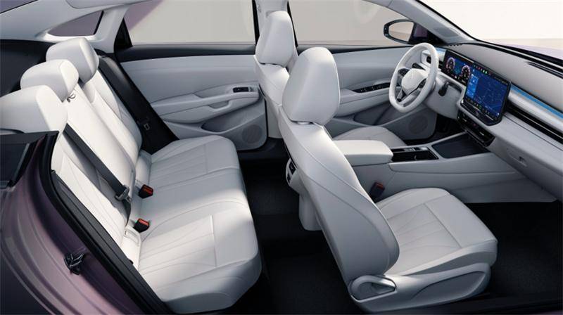 累計熱銷650萬臺,最新款朗逸依然是“國民家轎”嗎?