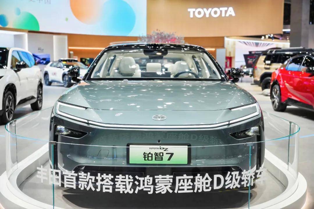 從進(jìn)博會(huì)看豐田如何繪制藍(lán)圖不變的底色和多彩的變革