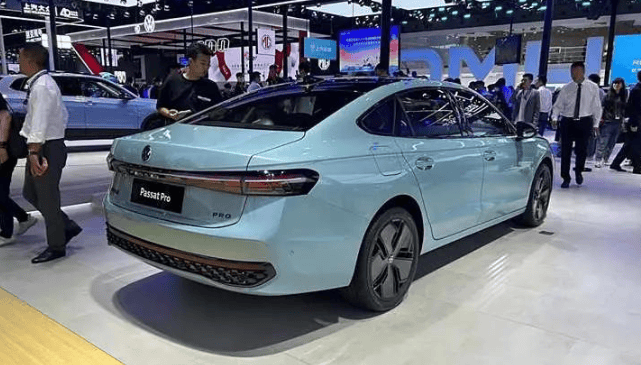 開倒車!新能源時代燃油車為何突然逆勢回暖?