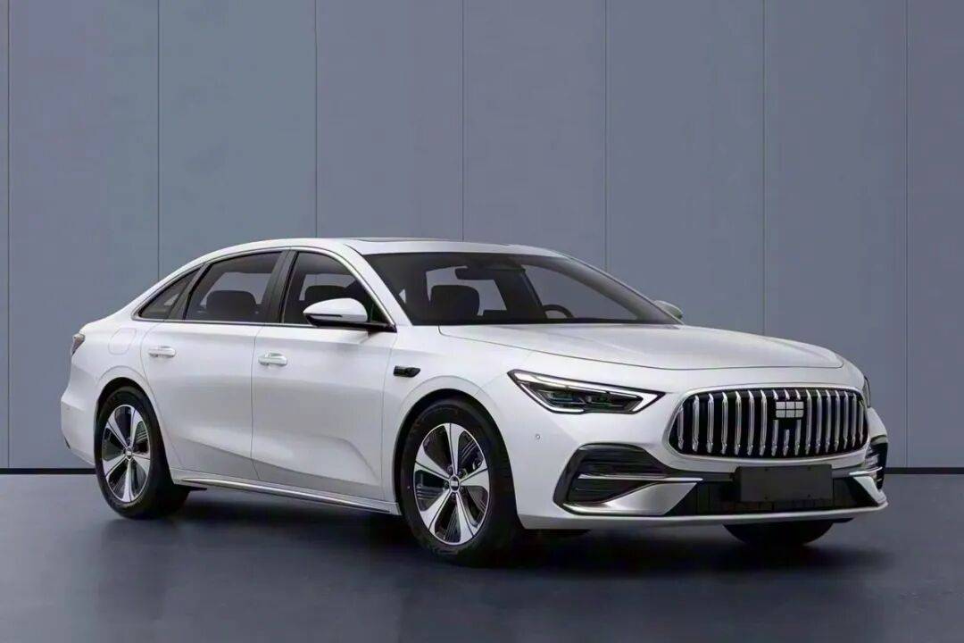 又一10萬(wàn)級(jí)全新國(guó)產(chǎn)大家轎來(lái)襲,軸距超2米8,爆款預(yù)定?