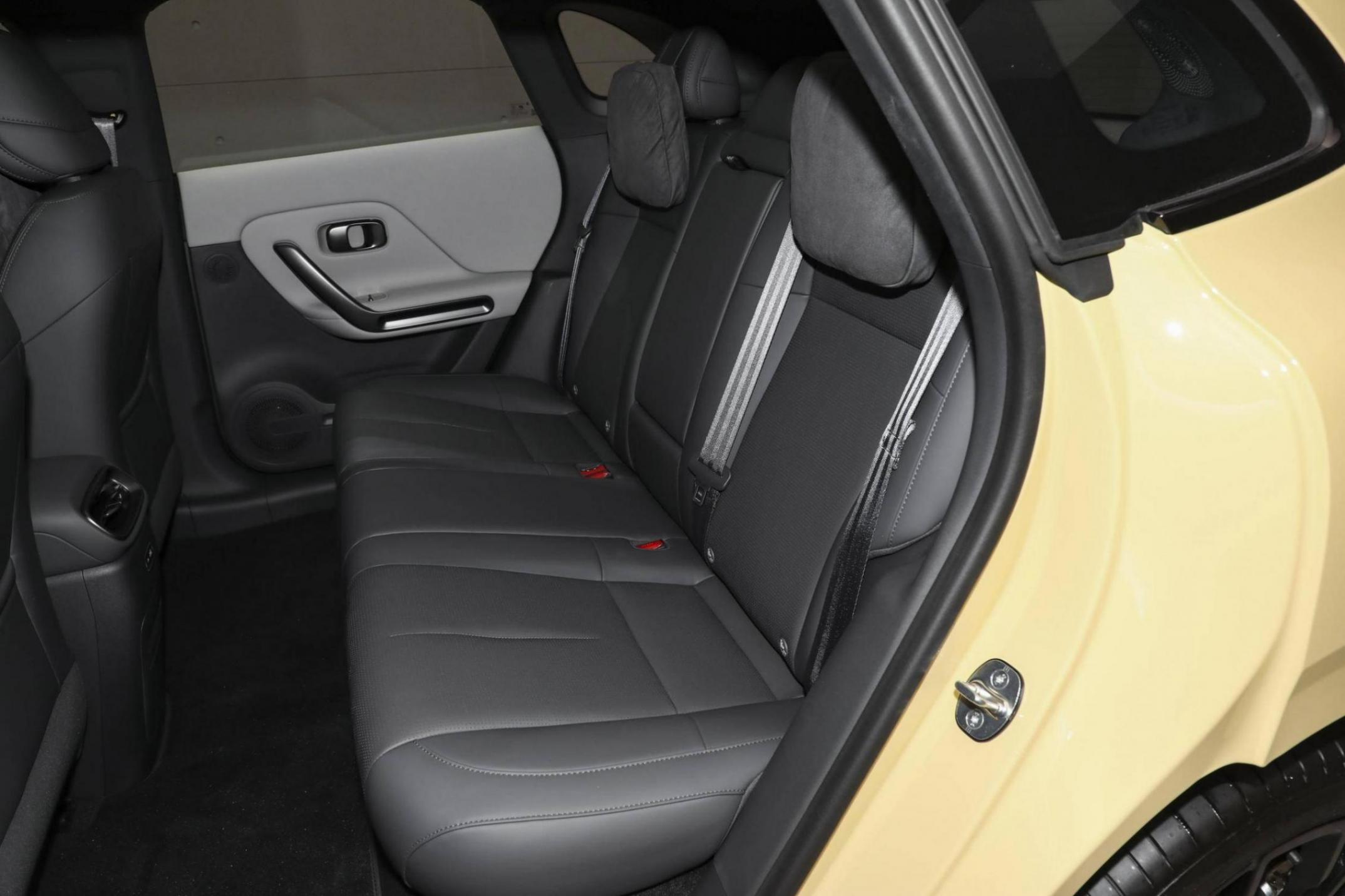 今年內(nèi)將上市7臺新轎車:吉利零跑嵐圖上新作,款款高顏值