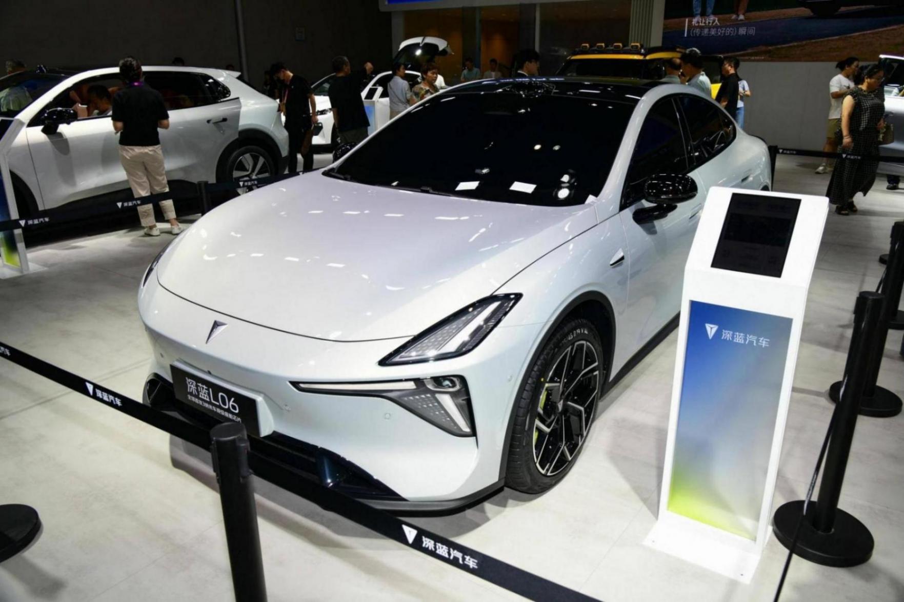 今年內(nèi)將上市7臺新轎車:吉利零跑嵐圖上新作,款款高顏值