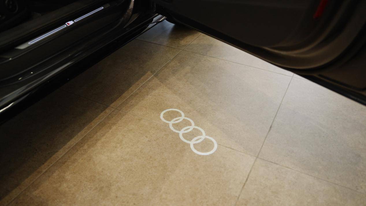 2025款?yuàn)W迪A4L全方位配置分析以及選購建議,4個(gè)車型買哪個(gè)最好?