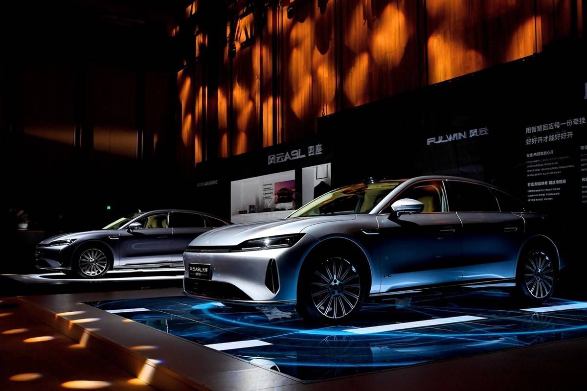 17.19萬起,風云A9L光輝四驅重新定義“中國式豪華”