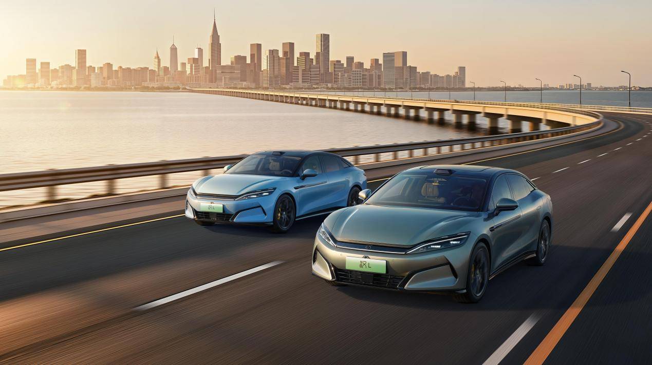 滿配登場,漢L顏值、智能、生態全面革新