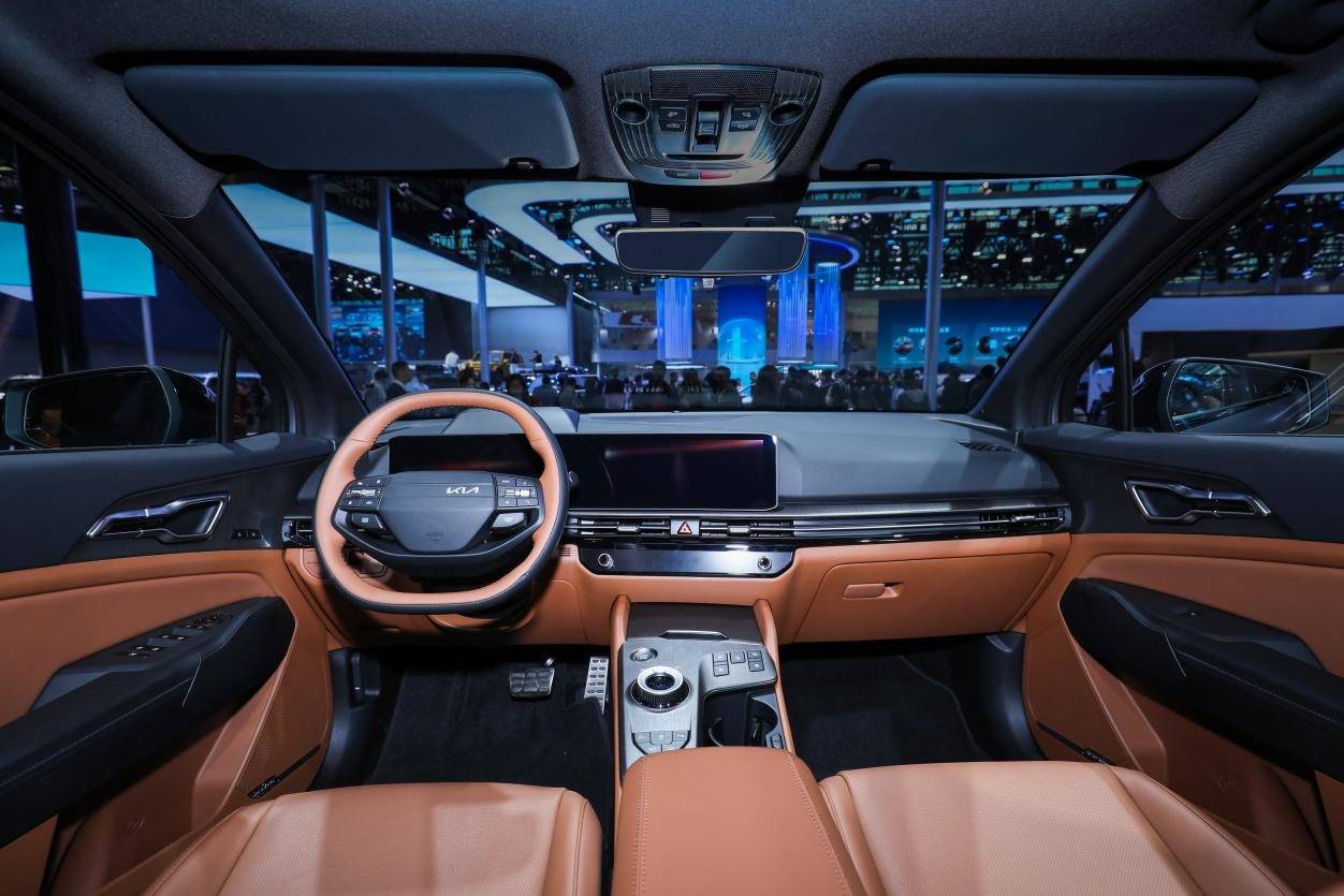 兩個(gè)動(dòng)力可選,新獅鉑拓界首發(fā),起亞攜眾多產(chǎn)品陣容亮相廣州車(chē)展