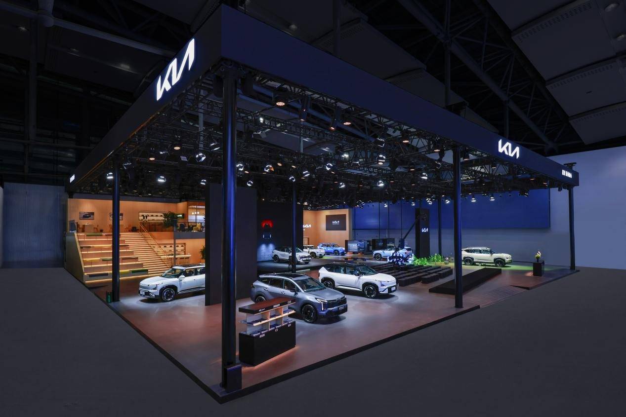 兩個(gè)動(dòng)力可選,新獅鉑拓界首發(fā),起亞攜眾多產(chǎn)品陣容亮相廣州車(chē)展