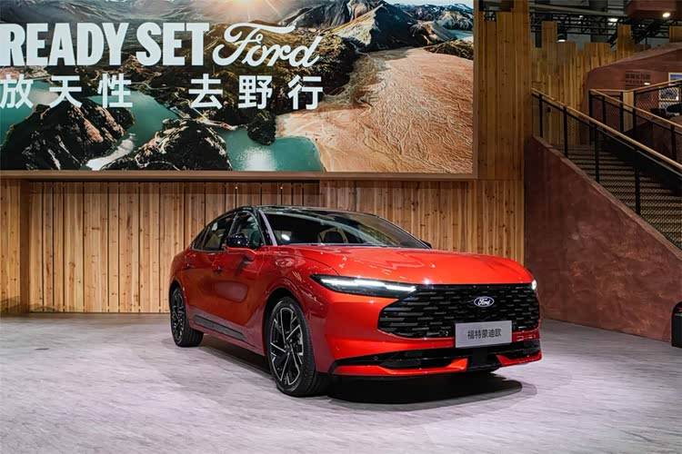 在廣州車展看福特破局,智趣烈馬與新蒙迪歐齊發,打造成了一個充滿趣味的“戶外主題樂園”