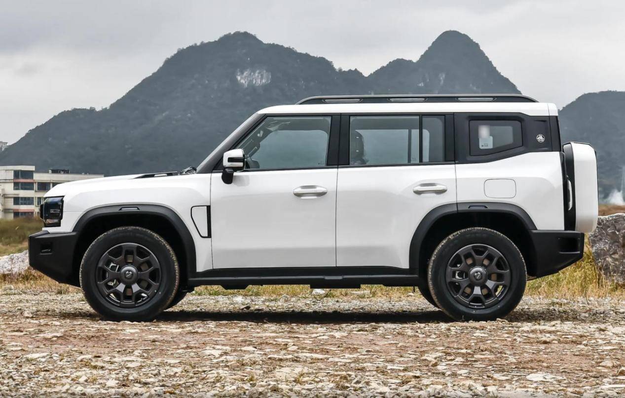 2026款捷途旅行者怎么樣?車身加長(zhǎng),方盒子油耗對(duì)比同級(jí)