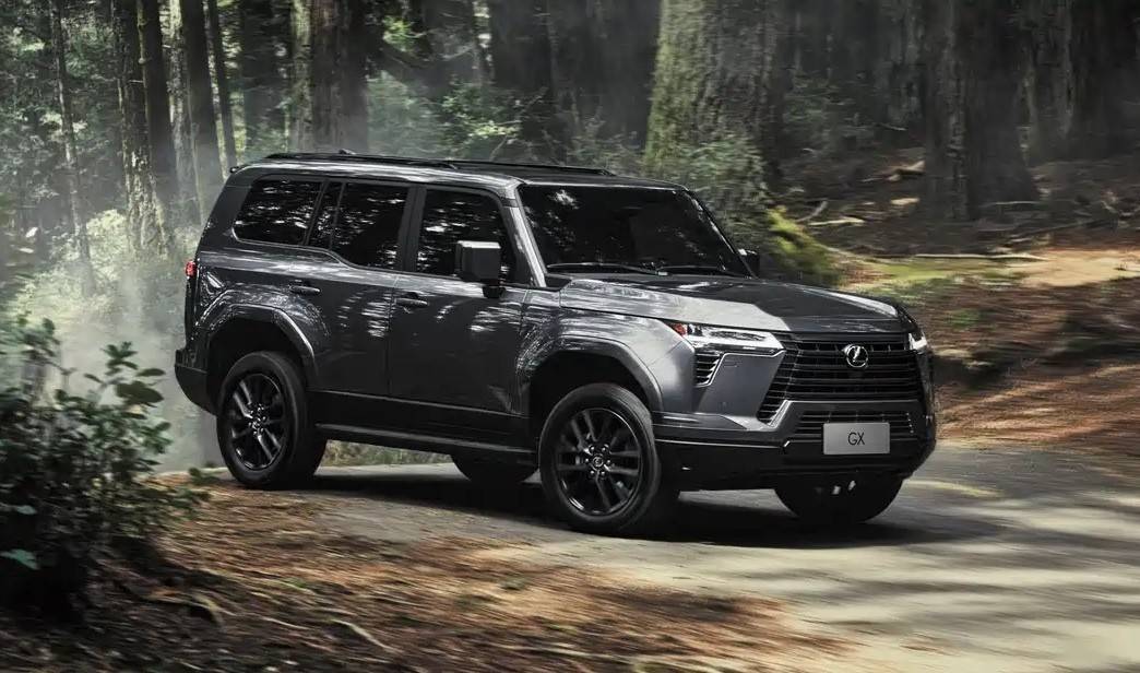 77.8萬元起,新雷克薩斯GX上市!4款車型,設計硬朗,底盤更高了